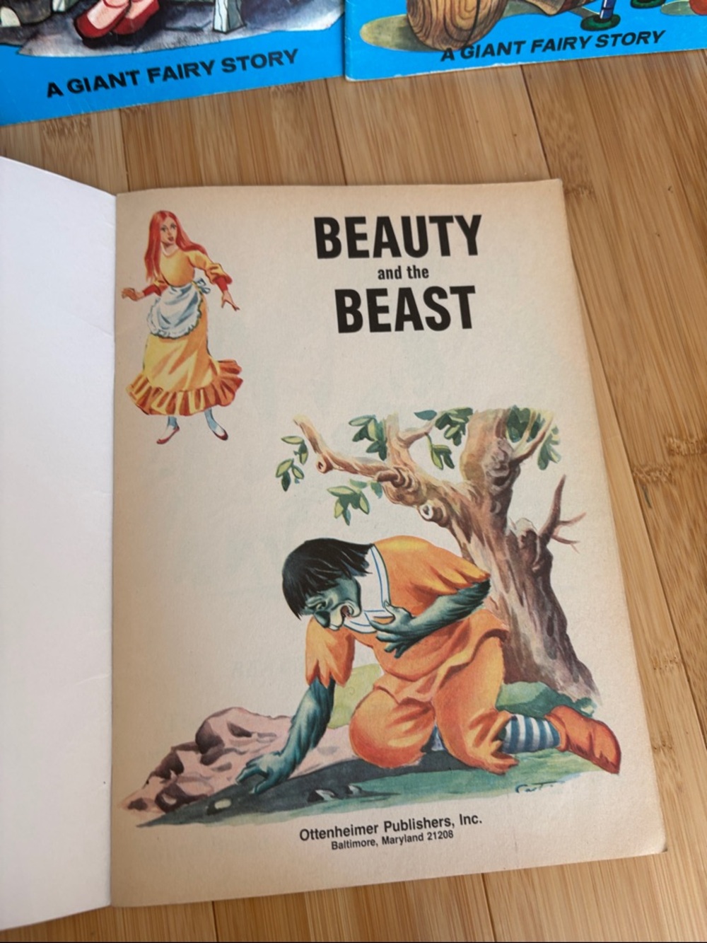 Classic Fairy Tale Storybook Set - Blue & Green Covers - Picture 14 of 16